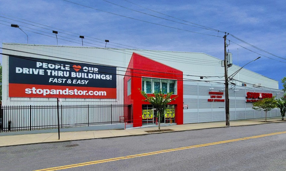 East Flatbush/ Flatlands NY Drive Thru Self Storage Stop & Stor